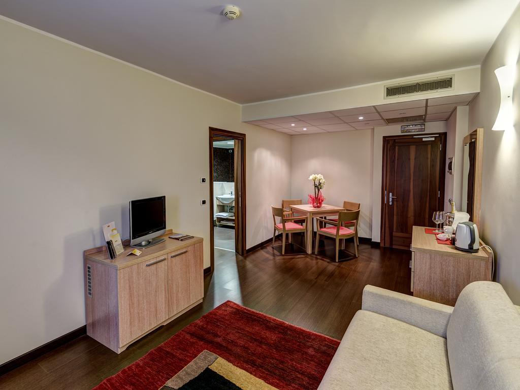 Hotel Capital Rovigo Zewnętrze zdjęcie