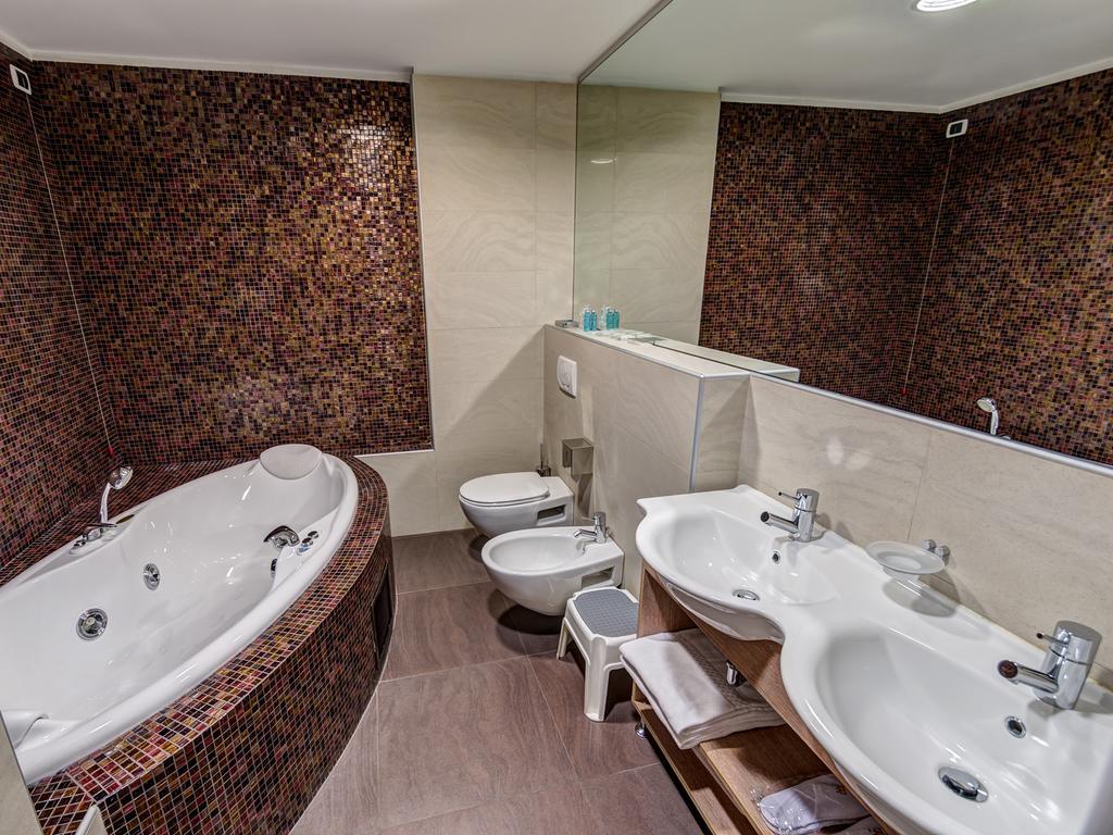 Hotel Capital Rovigo Zewnętrze zdjęcie