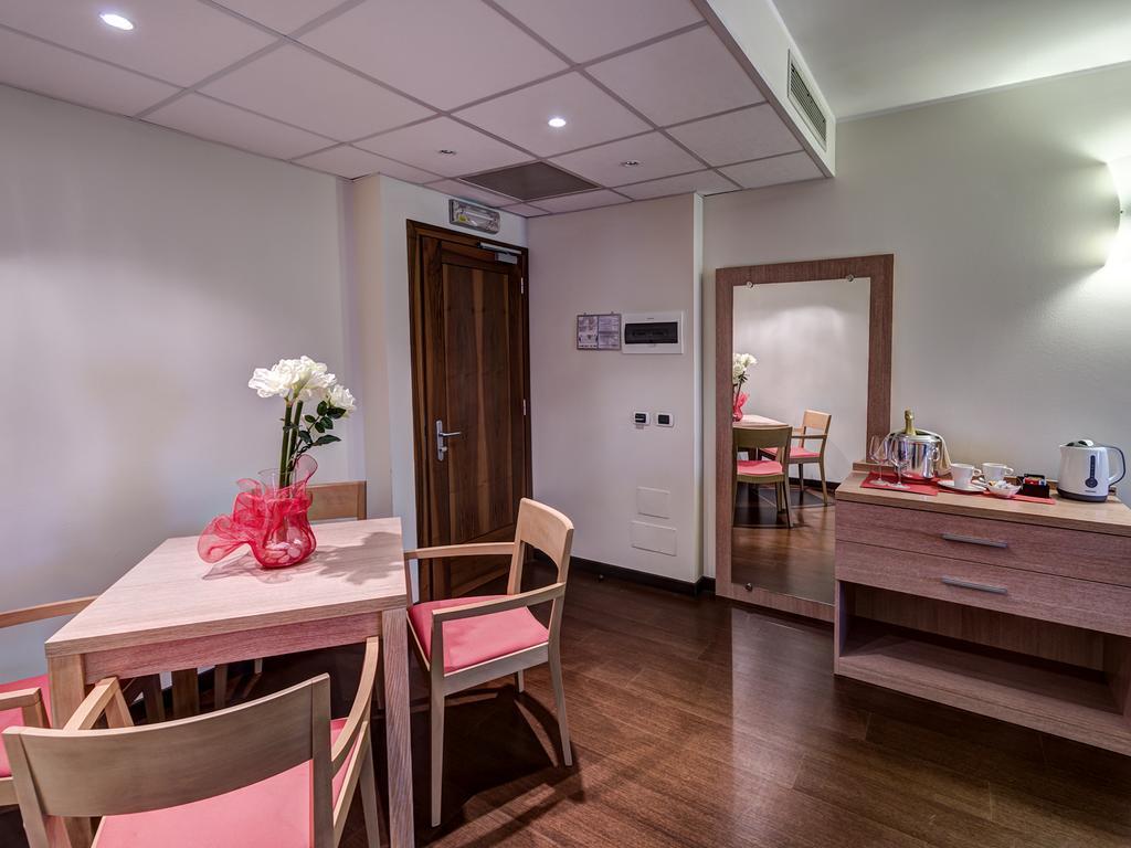 Hotel Capital Rovigo Zewnętrze zdjęcie